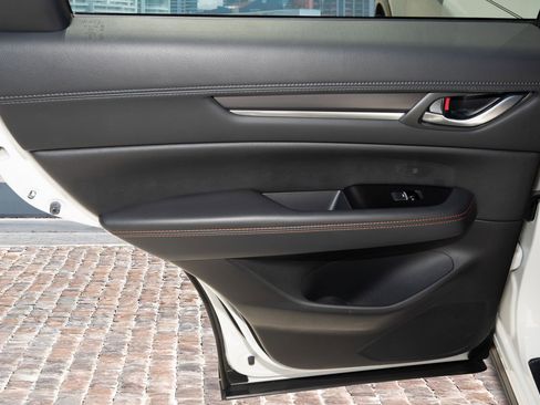 Used 2024 MAZDA CX-5 Carbon Edition image 15