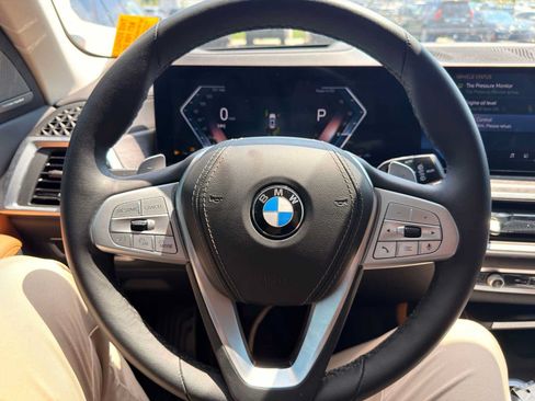 Used 2024 BMW X7 xDrive40i w/ Executive Package AWD/4WD image 19