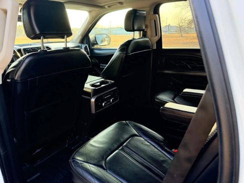 Used 2020 Ford Expedition Platinum image 14