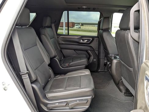 Used 2021 Chevrolet Tahoe Z71 w/ Luxury Package image 29