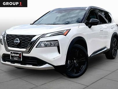 Used 2023 Nissan Rogue Platinum w/ Platinum Premium Package