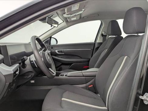 Used 2025 Hyundai Sonata SEL FWD image 14