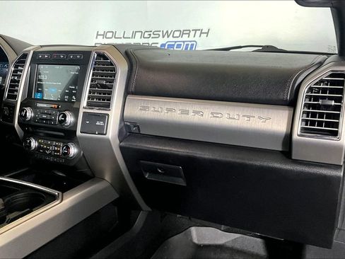 Used 2018 Ford F250 Platinum w/ Platinum Ultimate Package AWD/4WD image 12