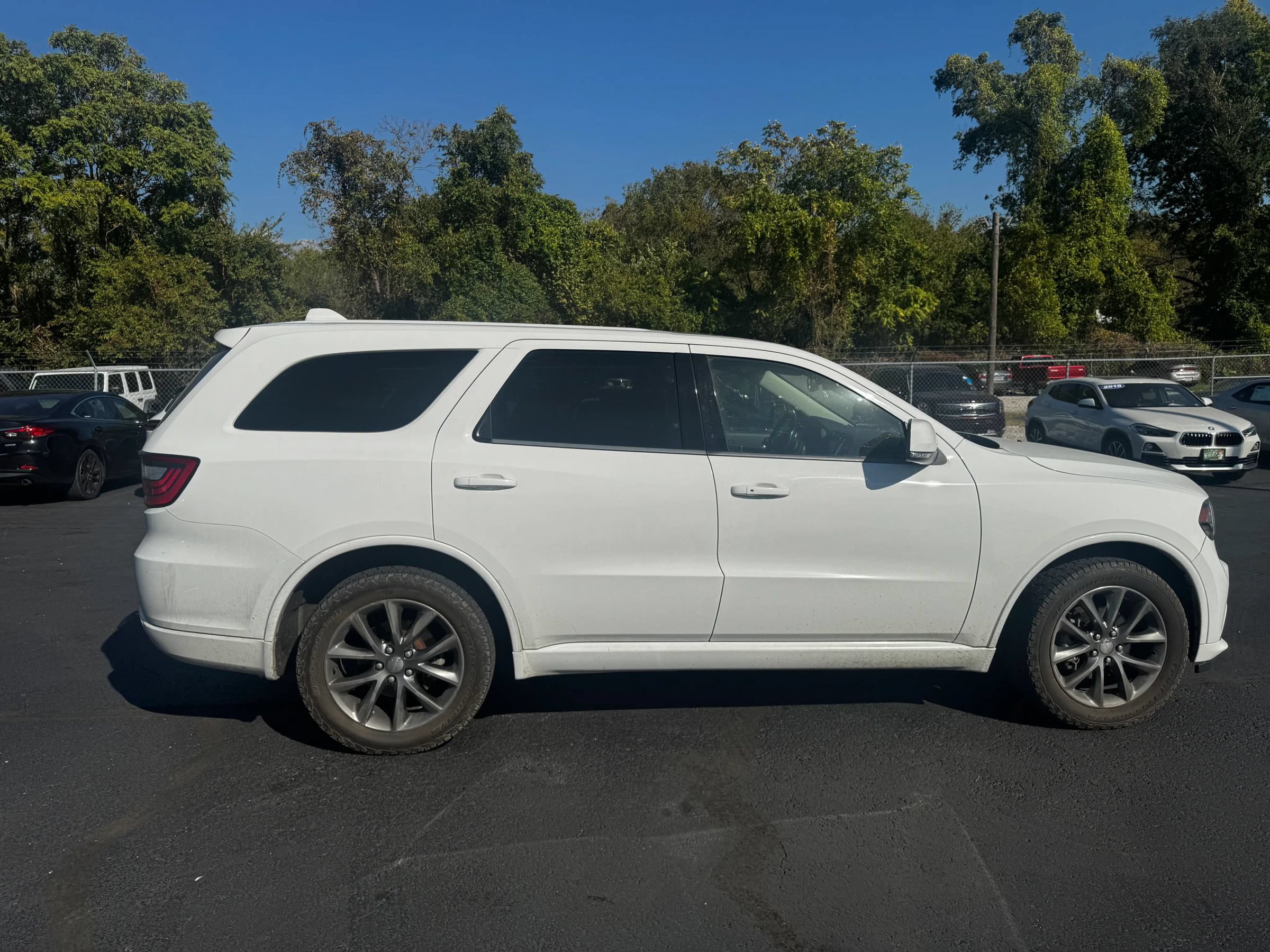 Used 2018 Dodge Durango GT AWD/4WD image 2