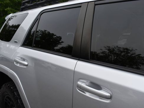 Used 2021 Toyota 4Runner SR5 Premium w/ Moonroof Package AWD/4WD image 37