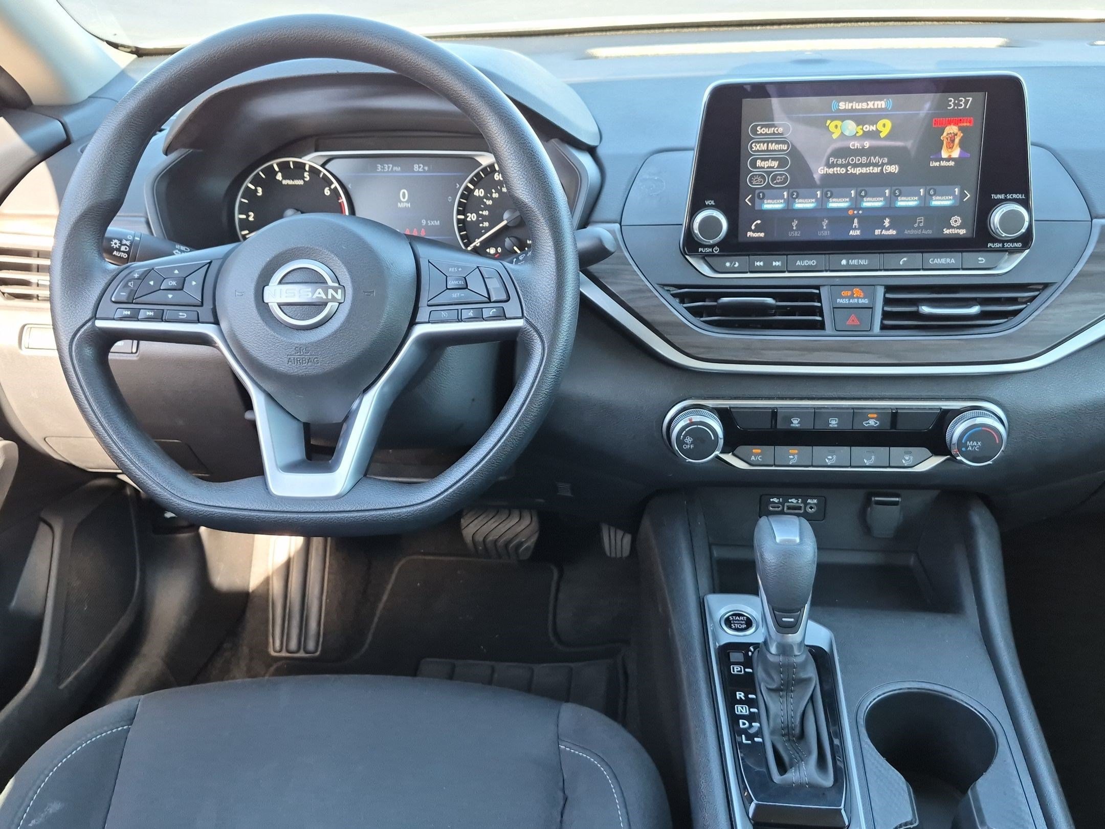 Used 2025 Nissan Altima 2.5 SV FWD image 30