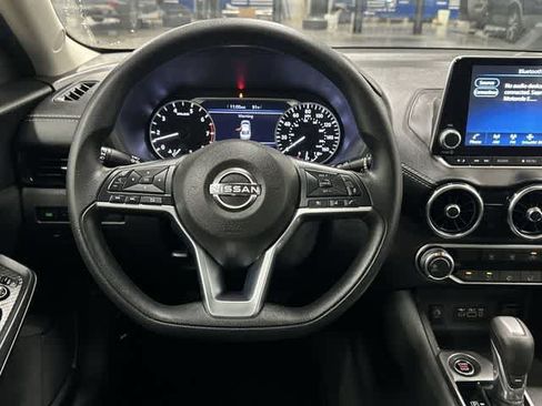 Used 2025 Nissan Sentra SV FWD image 15