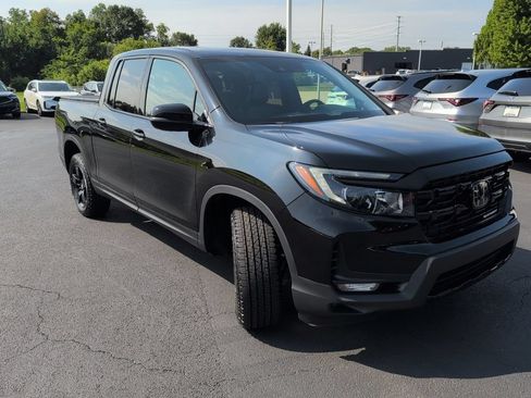 Used 2025 Honda Ridgeline Black Edition image 7