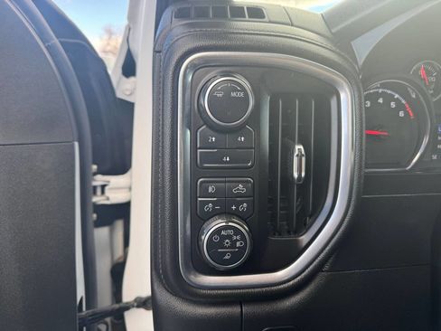 Used 2020 Chevrolet Silverado 2500 LT w/ True North Edition AWD/4WD image 16