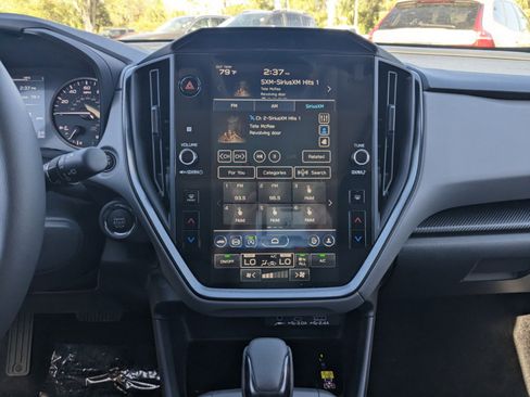 Certified 2025 Subaru Crosstrek 2.5i Limited w/ Popular Package #3A image 17