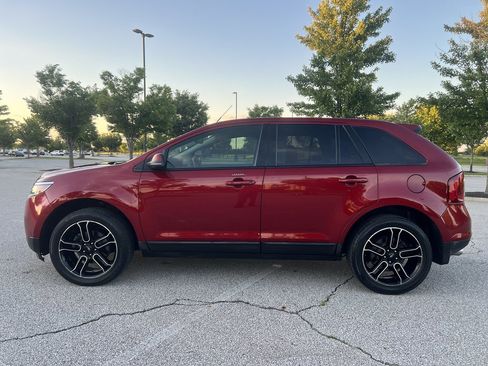 Used 2013 Ford Edge SEL AWD/4WD image 2