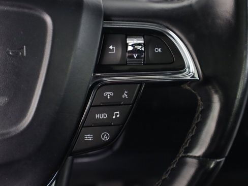 Used 2023 Lincoln Navigator L Reserve AWD/4WD image 19