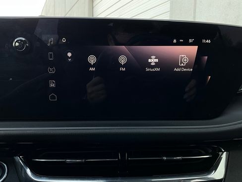 Used 2025 Buick Envista Sport Touring image 29