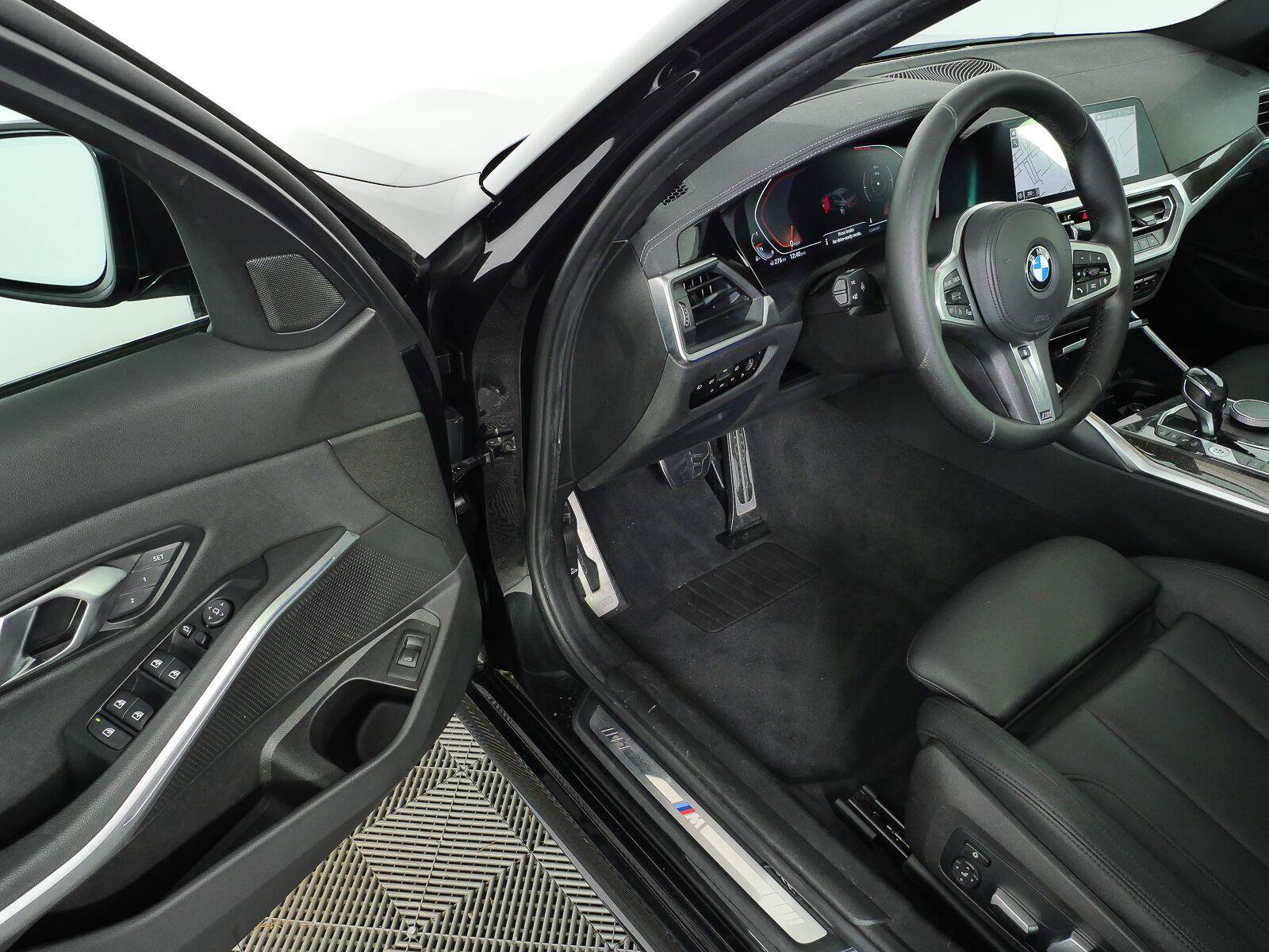 Used 2021 BMW 330i Sedan RWD image 7
