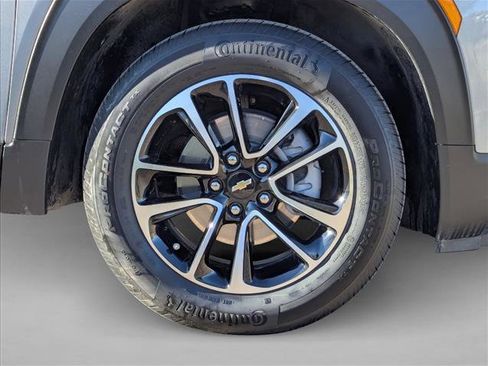 Used 2024 Chevrolet TrailBlazer LT w/ LT Cold Weather Package image 21