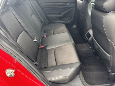 Used 2019 Honda Accord Sport image 15