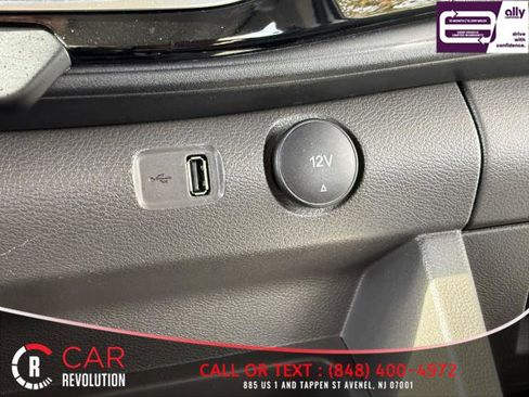 Used 2023 Ford Transit 350 XLT image 29