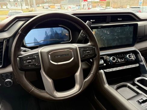 Used 2024 GMC Sierra 3500 Denali w/ Denali Reserve Package image 24