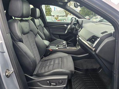 Used 2023 Audi SQ5 Prestige w/ Prestige Package image 29