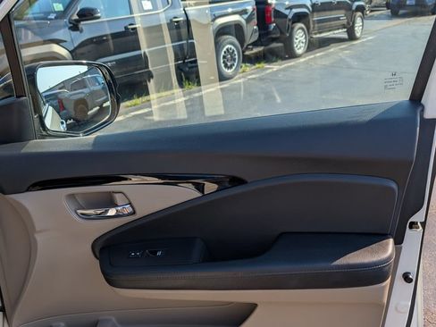 Used 2019 Honda Ridgeline RTL-E image 18