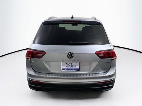 Used 2023 Volkswagen Tiguan SE AWD/4WD image 6
