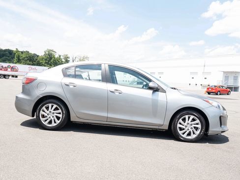Used 2012 MAZDA MAZDA3 i Touring FWD image 7