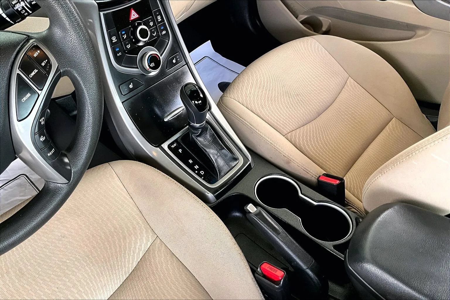 Used 2014 Hyundai Elantra SE w/ Option Group 02 FWD image 15