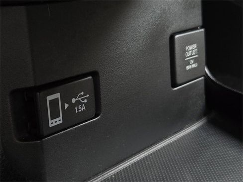 Used 2017 Honda Civic Touring image 29