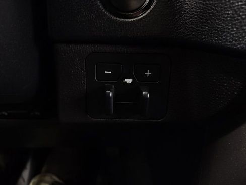 Used 2025 Toyota Tundra SR5 AWD/4WD image 24