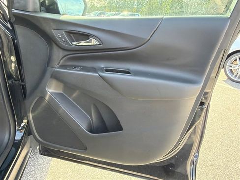 Used 2022 Chevrolet Equinox LT image 14