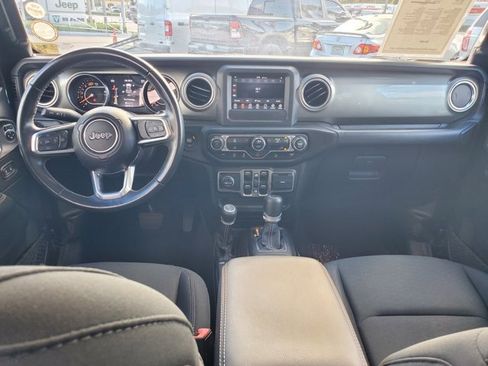 Certified 2020 Jeep Wrangler Unlimited Sahara AWD/4WD image 12