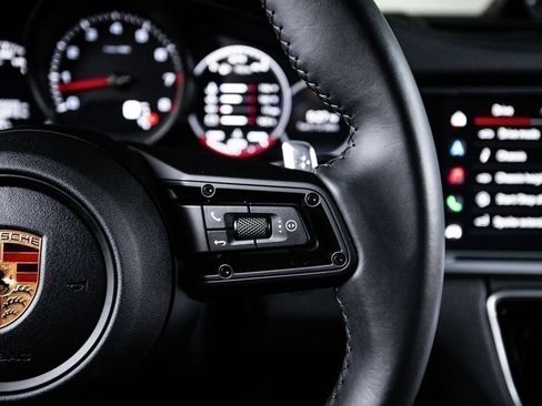 Certified 2023 Porsche Panamera image 16