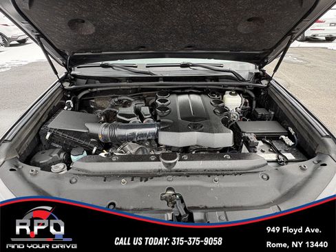 Used 2023 Toyota 4Runner Limited image 11