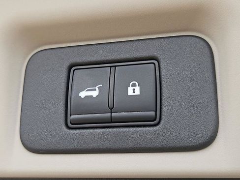 Certified 2024 Nissan Ariya AWD image 18