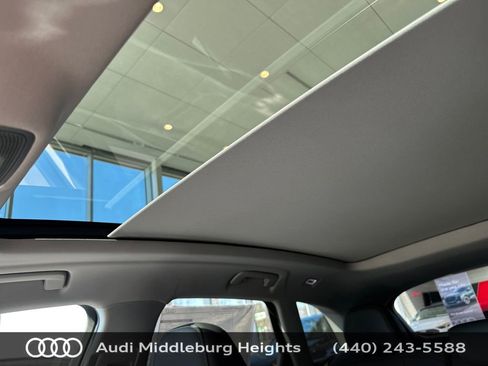 New 2025 Audi Q5 Premium Plus image 23