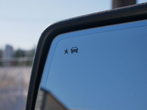 Used 2021 Chevrolet Silverado 1500 High Country w/ Technology Package image 40