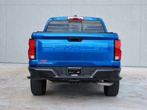 Used 2023 Chevrolet Colorado Z71 w/ Z71 Convenience Package 2 AWD/4WD image 7