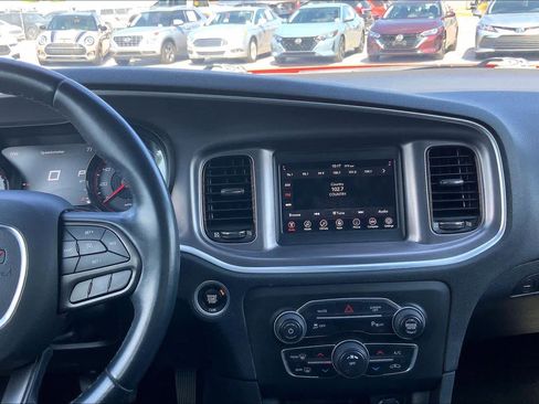 Used 2021 Dodge Charger SXT w/ Blacktop Package image 7