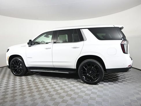 Used 2025 Chevrolet Tahoe High Country w/ Sun And Tow Package AWD/4WD image 3