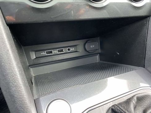 Used 2018 Volkswagen Tiguan SEL image 31