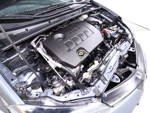 Used 2019 Toyota Corolla LE image 25