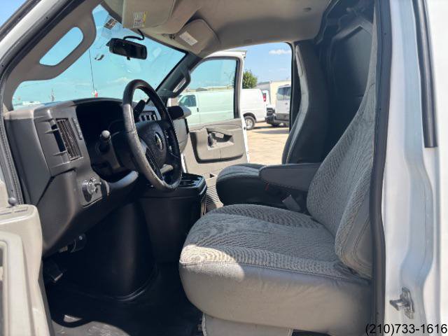 Used 2021 Chevrolet Express 2500 Extended w/ Enhanced Convenience Package RWD image 15