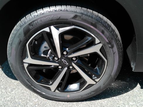 Certified 2023 Chevrolet TrailBlazer RS w/ Sun and Liftgate Package AWD/4WD image 28