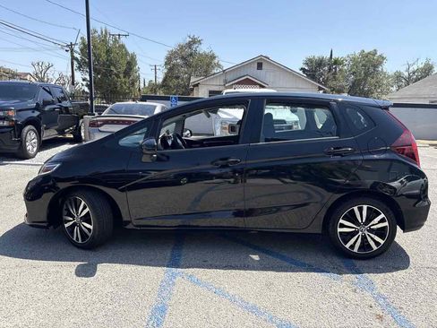 Used 2020 Honda Fit EX image 2