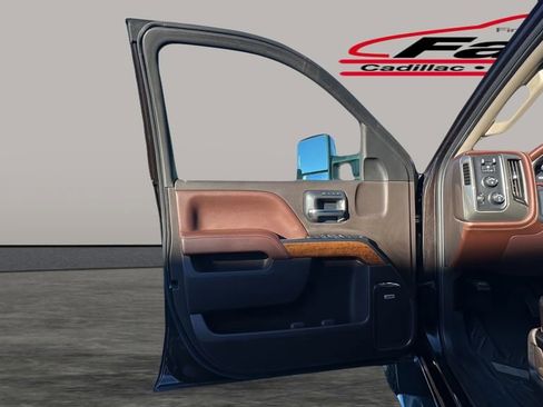 Used 2019 Chevrolet Silverado 3500 High Country w/ Duramax Plus Package image 12