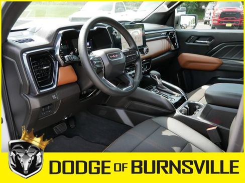 Used 2025 GMC Canyon AT4 AWD/4WD image 14