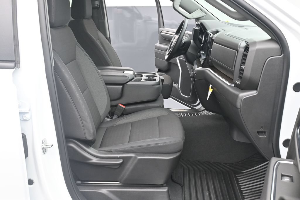 Used 2026 Chevrolet Silverado 1500 LT AWD/4WD image 11