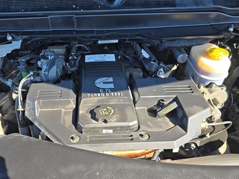Used 2021 RAM 2500 Limited AWD/4WD image 11