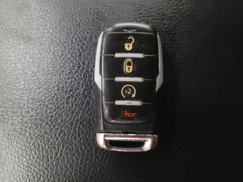 Used 2021 RAM 1500 Big Horn AWD/4WD image 32