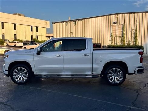 Certified 2021 Chevrolet Silverado 1500 High Country w/ Technology Package AWD/4WD image 7